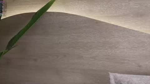 mia_rosalie online show from July 14, 2026, 2:05 am