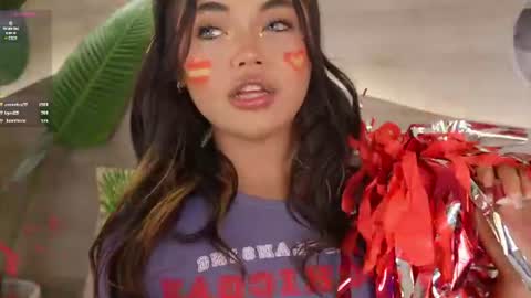 mia_rosalie online show from July 19, 2026, 8:12 pm