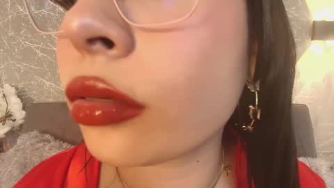 Mia Roux online show from February 10, 2025, 12:52 am