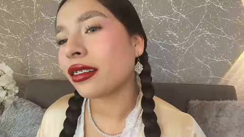 Mia Roux online show from March 1, 2025, 10:10 pm