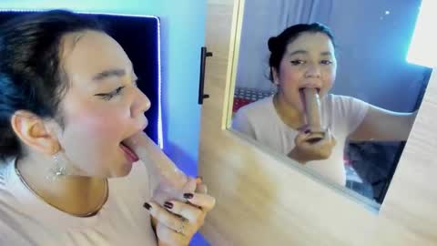 Snapshot of mia_roux13 chatting on March 16, 2026, 5:44 am Mia Roux online show from March 16, 2026, 5:44 am