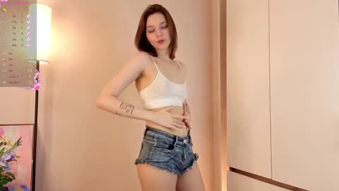 Mia  Roxy online show from November 8, 2025, 8:07 pm