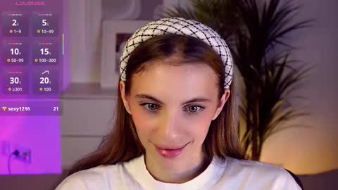 Snapshot of mia_silk chatting on November 14, 2025, 6:23 am Mia online show from November 14, 2025, 6:23 am