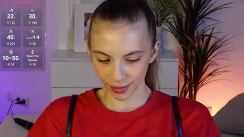 Snapshot of mia_silk chatting on November 24, 2025, 6:13 am Mia online show from November 24, 2025, 6:13 am