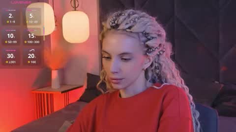 Snapshot of mia_silk chatting on December 15, 2025, 7:23 am Mia online show from December 15, 2025, 7:23 am