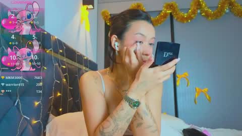 Mia online show from January 6, 2025, 12:24 pm