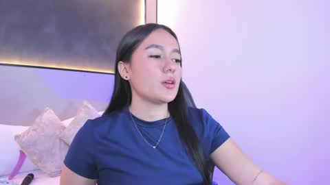 Snapshot of mia_slora chatting on June 19, 2026, 12:20 pm M I A online show from June 19, 2026, 12:20 pm
