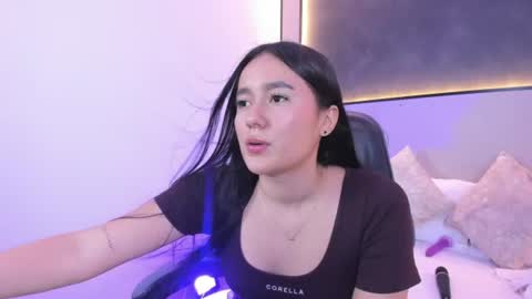 Snapshot of mia_slora chatting on June 22, 2026, 3:20 pm M I A online show from June 22, 2026, 3:20 pm