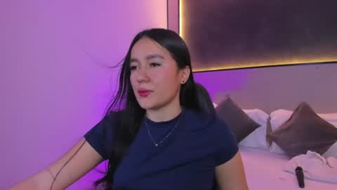 Snapshot of mia_slora chatting on July 24, 2026, 12:14 pm M I A online show from July 24, 2026, 12:14 pm