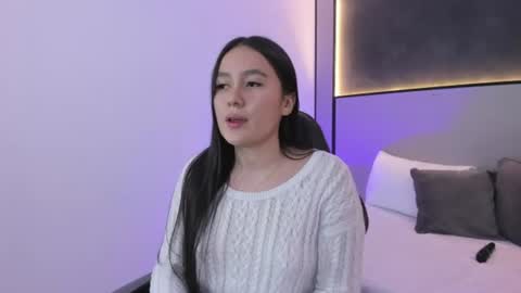 Snapshot of mia_slora chatting on July 28, 2026, 3:21 pm M I A online show from July 28, 2026, 3:21 pm