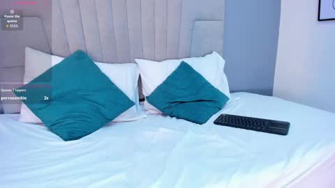 mia_smith_x online show from October 1, 2025, 8:15 pm