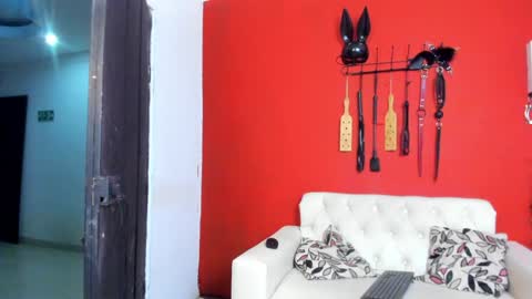 Mia sophiia online show from January 23, 2025, 6:17 am