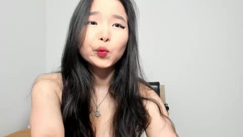  Your Soyun  online show from April 26, 2026, 1:42 pm