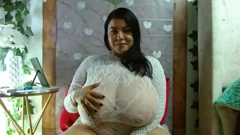 Mia squirt big INDEPENDENT MODEL...ONLYFANS  online show from April 24, 2026, 6:27 am