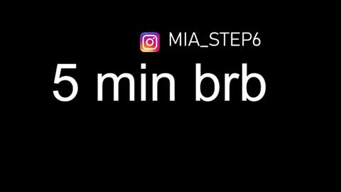mia_stephan online show from December 19, 2024, 4:23 am