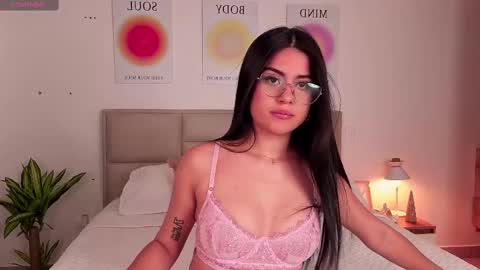 Snapshot of mia_stone2 chatting on December 8, 2024, 8:04 pm MIA online show from December 8, 2024, 8:04 pm