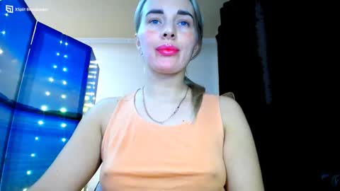 Snapshot of mia_sunnyy chatting on January 19, 2025, 8:30 pm Mia. online show from January 19, 2025, 8:30 pm