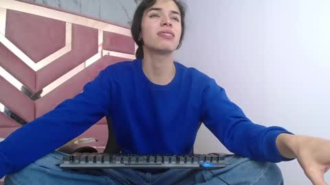 Snapshot of mia_swift_ch chatting on October 18, 2025, 3:24 pm mia_swift_ch online show from October 18, 2025, 3:24 pm