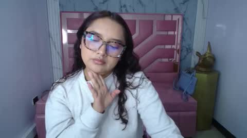 Snapshot of mia_tayler_ch chatting on February 6, 2026, 1:03 pm Mia online show from February 6, 2026, 1:03 pm