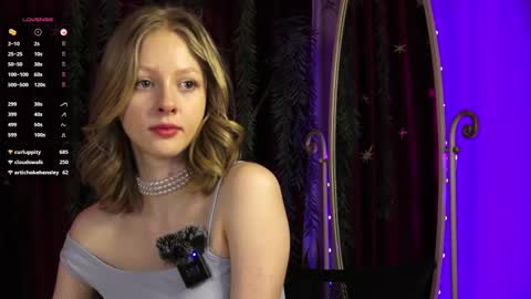 Snapshot of mia_vebes chatting on February 24, 2025, 7:19 pm Mia online show from February 24, 2025, 7:19 pm