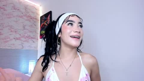 Snapshot of mia_velveet chatting on April 18, 2026, 7:07 pm mia_velveet online show from April 18, 2026, 7:07 pm