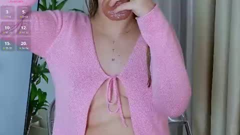 Mia White  online show from June 23, 2026, 1:53 pm