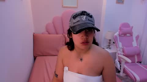 Snapshot of mia_yeager chatting on September 22, 2025, 4:36 am mia_yeager online show from September 22, 2025, 4:36 am