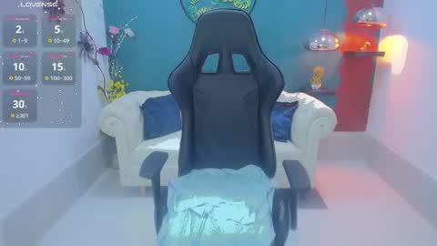 Mia online show from September 13, 2025, 6:40 pm
