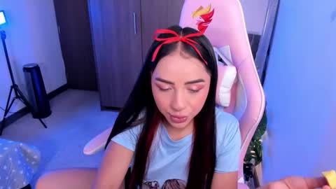 mia  nicolle online show from February 14, 2026, 3:14 am