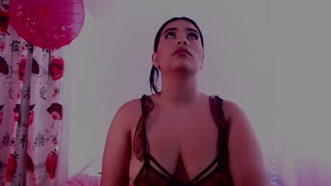 Snapshot of miaa_cameron1 chatting on December 2, 2024, 2:19 pm Mia online show from December 2, 2024, 2:19 pm