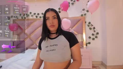 Snapshot of miaa_cameron1 chatting on February 19, 2025, 12:33 pm Mia online show from February 19, 2025, 12:33 pm