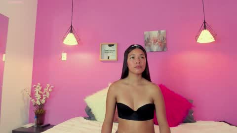 Snapshot of miaa_coleman_ chatting on November 3, 2025, 3:46 pm Mia Coleman online show from November 3, 2025, 3:46 pm