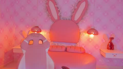 Miaa Cute  online show from February 13, 2025, 3:29 am