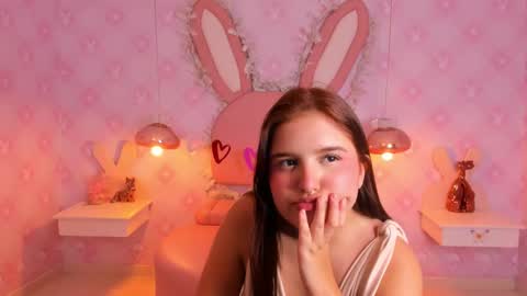 Miaa Cute  online show from March 11, 2025, 6:53 am