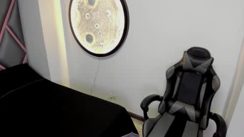 Snapshot of miaa_rosse_23 chatting on October 2, 2025, 11:39 am Mia online show from October 2, 2025, 11:39 am