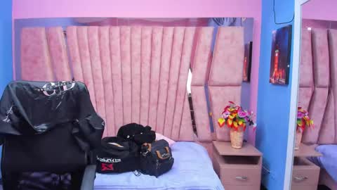 Snapshot of miaa_thopmson chatting on February 27, 2026, 9:48 pm Miaa online show from February 27, 2026, 9:48 pm