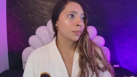Snapshot of miaabrown__ chatting on May 13, 2026, 12:02 pm Mia online show from May 13, 2026, 12:02 pm