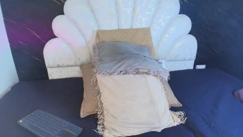 Snapshot of miaabrown__ chatting on May 30, 2026, 12:02 pm Mia online show from May 30, 2026, 12:02 pm