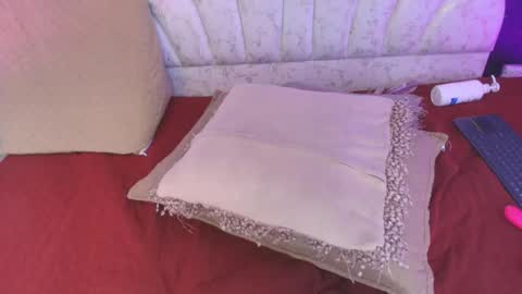 Snapshot of miaabrown__ chatting on June 3, 2026, 2:33 pm Mia online show from June 3, 2026, 2:33 pm
