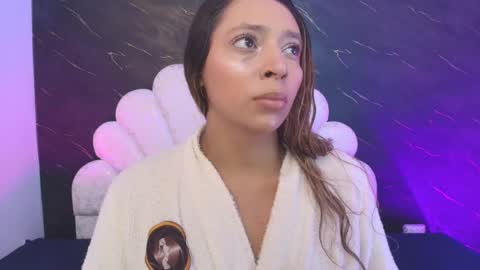 Snapshot of miaabrown__ chatting on June 5, 2026, 12:11 pm Mia online show from June 5, 2026, 12:11 pm