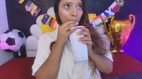 Snapshot of miaabrown__ chatting on June 19, 2026, 12:09 pm Mia online show from June 19, 2026, 12:09 pm