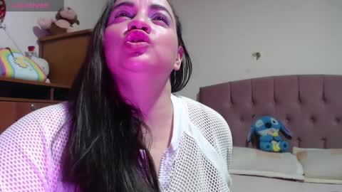 Snapshot of miaabrownn chatting on May 16, 2026, 4:39 pm MIA online show from May 16, 2026, 4:39 pm