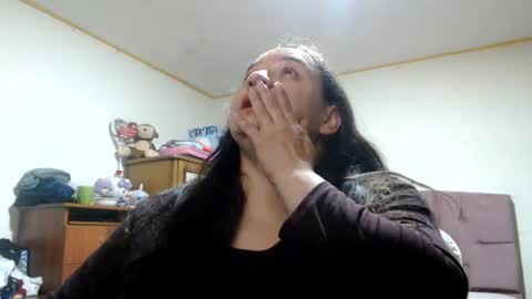 Snapshot of miaabrownn chatting on June 25, 2026, 3:17 am MIA online show from June 25, 2026, 3:17 am