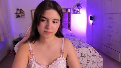 Mia  online show from March 27, 2026, 7:57 pm