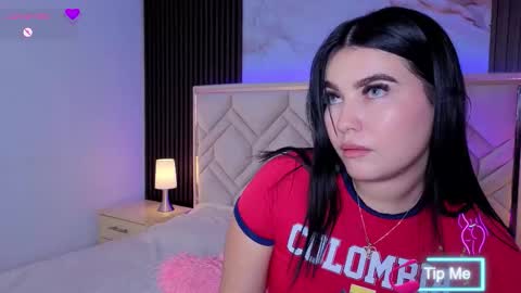 Miaa Farrel online show from March 8, 2026, 2:04 am