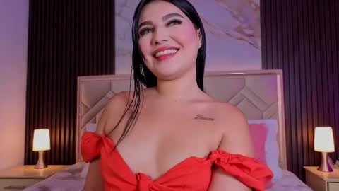 Miaa Farrel online show from July 25, 2026, 6:49 pm
