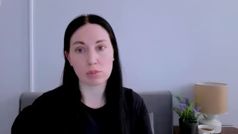 Snapshot of miaalluring chatting on April 4, 2026, 3:09 pm Mia online show from April 4, 2026, 3:09 pm