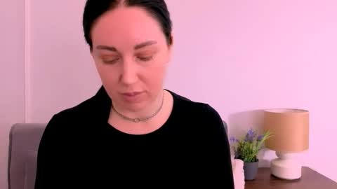 Snapshot of miaalluring chatting on April 27, 2026, 4:27 pm Mia online show from April 27, 2026, 4:27 pm
