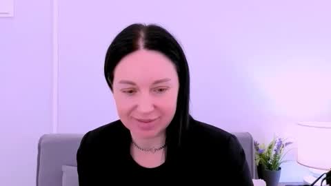 Snapshot of miaalluring chatting on May 14, 2026, 3:52 pm Mia online show from May 14, 2026, 3:52 pm