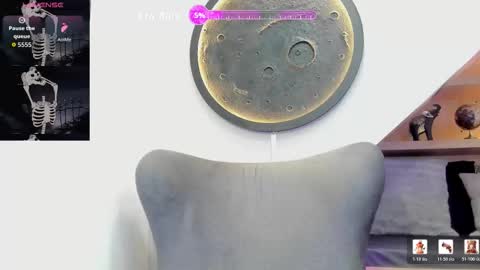 Mia online show from March 9, 2026, 12:20 pm